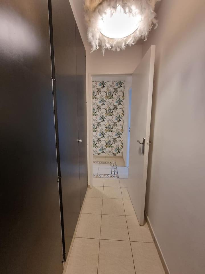 Grand Appartement 3 Chambres Disney - Paris - 82M2 Neuilly-sur-Marne Exteriör bild