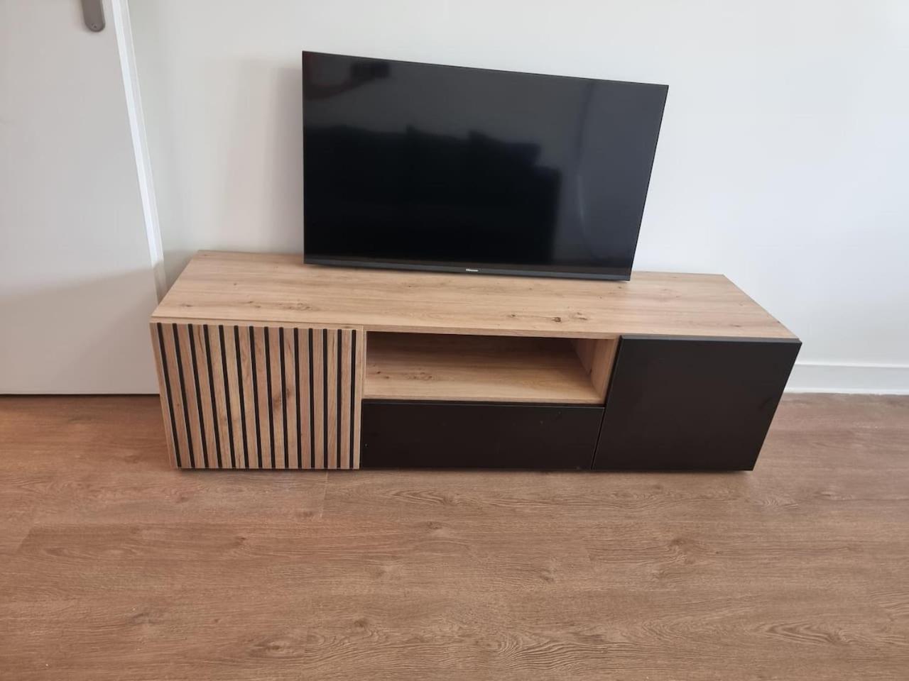 Grand Appartement 3 Chambres Disney - Paris - 82M2 Neuilly-sur-Marne Exteriör bild