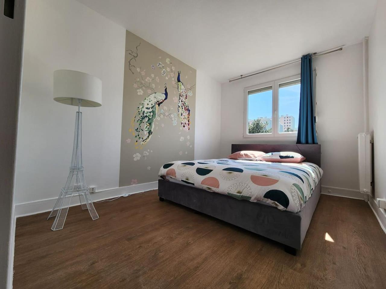 Grand Appartement 3 Chambres Disney - Paris - 82M2 Neuilly-sur-Marne Exteriör bild