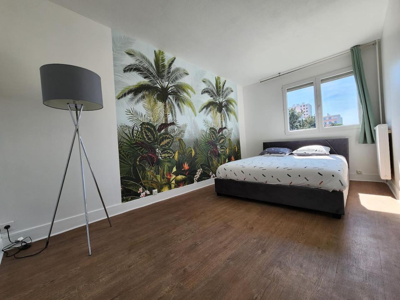 Grand Appartement 3 Chambres Disney - Paris - 82M2 Neuilly-sur-Marne Exteriör bild