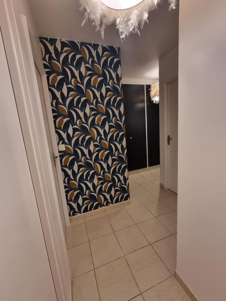 Grand Appartement 3 Chambres Disney - Paris - 82M2 Neuilly-sur-Marne Exteriör bild