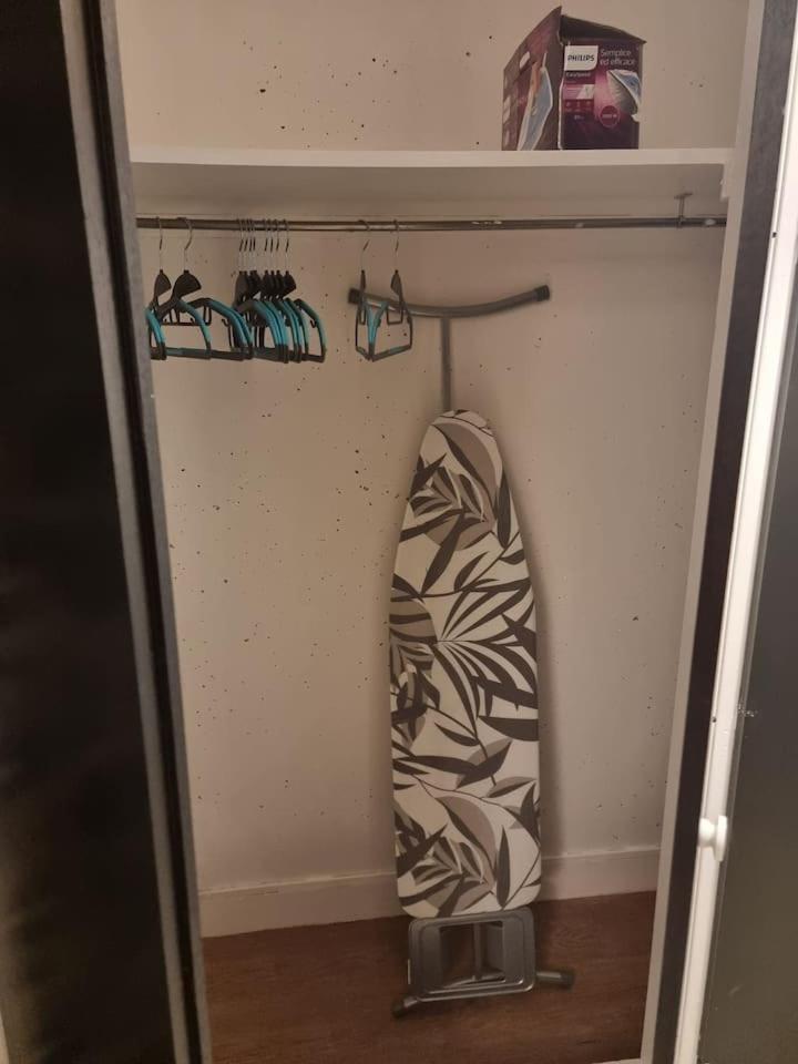 Grand Appartement 3 Chambres Disney - Paris - 82M2 Neuilly-sur-Marne Exteriör bild