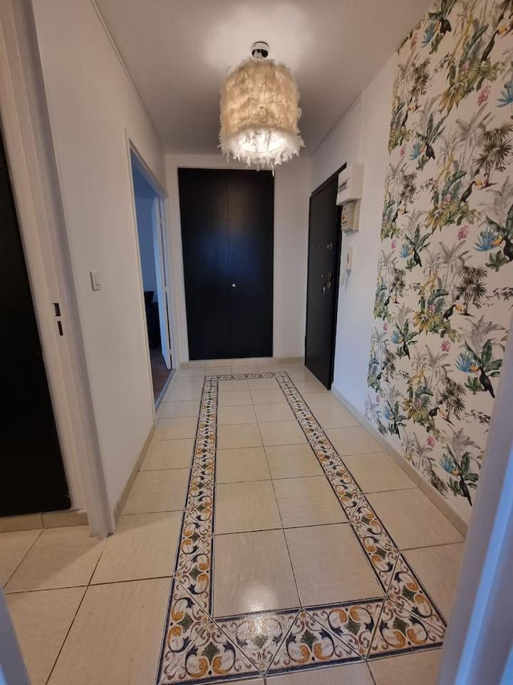Grand Appartement 3 Chambres Disney - Paris - 82M2 Neuilly-sur-Marne Exteriör bild